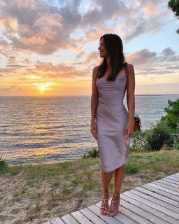 Marine Lorphelin feet photo thumbnail