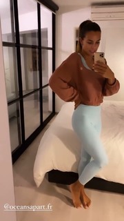 Marine Lorphelin feet photo thumbnail