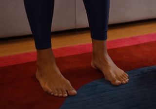 Marine Lorphelin feet photo thumbnail