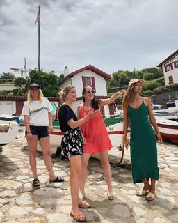 Marine Lorphelin feet photo thumbnail