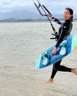 Marine Lorphelin feet photo thumbnail