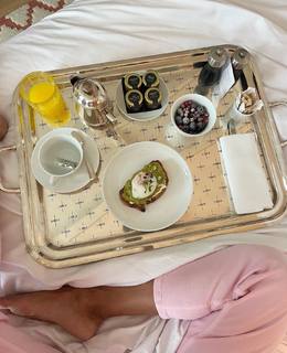 Marine Lorphelin feet photo thumbnail