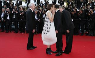 Marion Cotillard feet photo thumbnail