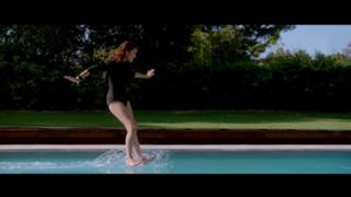 Marion Cotillard feet photo thumbnail