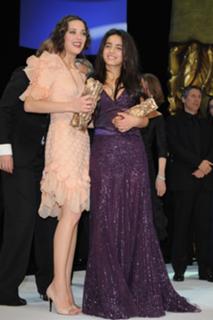 Marion Cotillard feet photo thumbnail