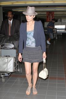 Marion Cotillard feet photo thumbnail