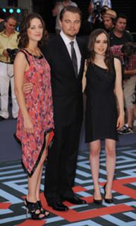 Marion Cotillard feet photo thumbnail