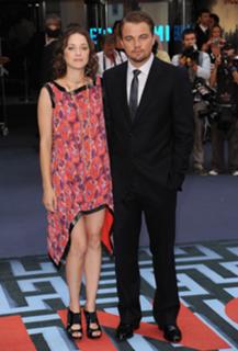 Marion Cotillard feet photo thumbnail
