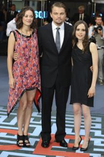 Marion Cotillard feet photo thumbnail