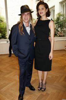 Marion Cotillard feet photo thumbnail