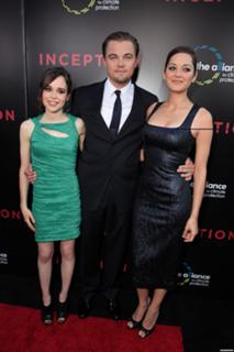 Marion Cotillard feet photo thumbnail