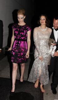 Marion Cotillard feet photo thumbnail