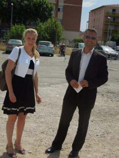 Marion Maréchal Le Pen feet photo thumbnail