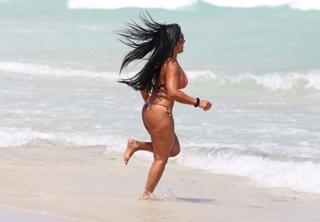 Maripily Rivera feet photo 1