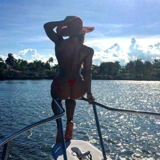 Maripily Rivera feet photo 20