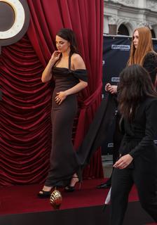 Marisa Abela feet photo 12