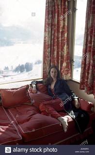 Marisa Berenson feet photo 11