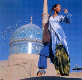 Marisa Berenson feet photo 1