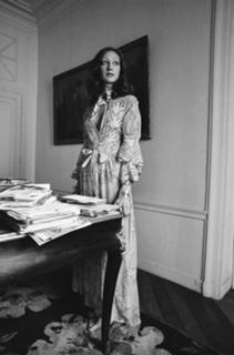 Marisa Berenson feet photo 1