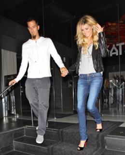 Marisa Miller feet photo thumbnail