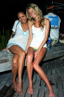 Marisa Miller feet photo thumbnail
