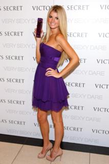 Marisa Miller feet photo thumbnail