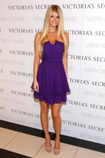 Marisa Miller feet photo thumbnail