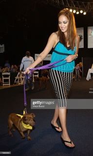 Marisa Ramirez feet photo thumbnail