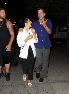 Marisa Tomei feet photo thumbnail