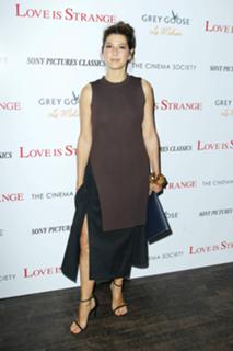 Marisa Tomei feet photo thumbnail