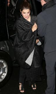 Marisa Tomei feet photo thumbnail