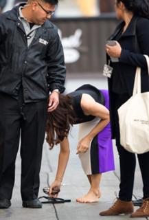 Marisa Tomei feet photo thumbnail