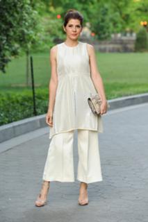 Marisa Tomei feet photo thumbnail