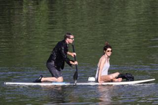 Marisa Tomei feet photo thumbnail