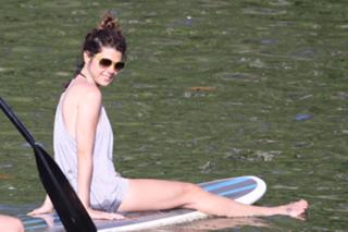Marisa Tomei feet photo thumbnail