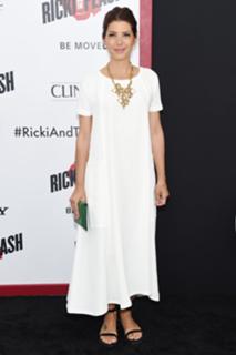 Marisa Tomei feet photo thumbnail
