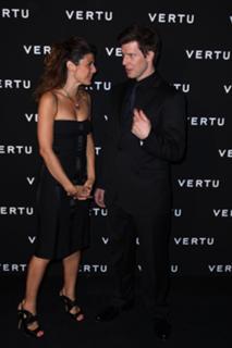Marisa Tomei feet photo thumbnail