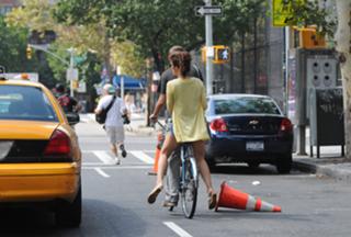 Marisa Tomei feet photo thumbnail