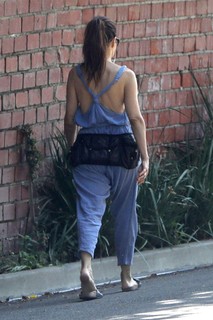 Marisa Tomei feet photo thumbnail