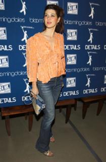 Marisa Tomei feet photo thumbnail
