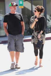 Marisa Tomei feet photo thumbnail