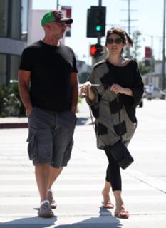 Marisa Tomei feet photo thumbnail