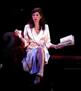 Marisa Tomei feet photo thumbnail