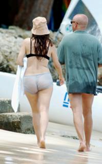 Marisa Tomei feet photo thumbnail