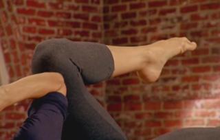Marisa Tomei feet photo thumbnail