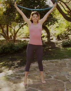 Marisa Tomei feet photo thumbnail