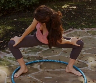Marisa Tomei feet photo thumbnail