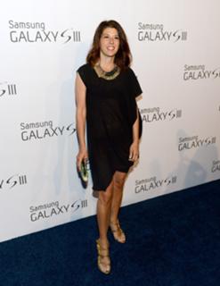 Marisa Tomei feet photo thumbnail