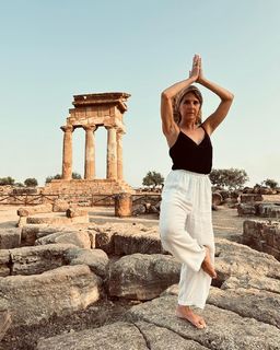 Marisa Tomei feet photo thumbnail