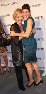 Marisa Tomei feet photo thumbnail